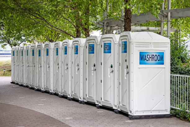 Best Portable restroom trailer rental  in Farmington, MO