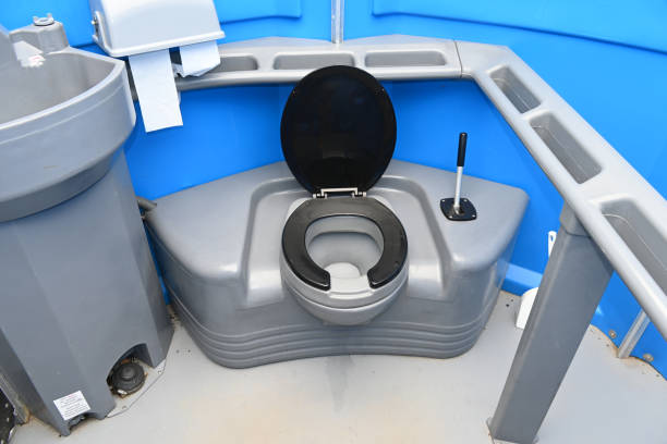 Affordable portable toilet rental in Farmington, MO